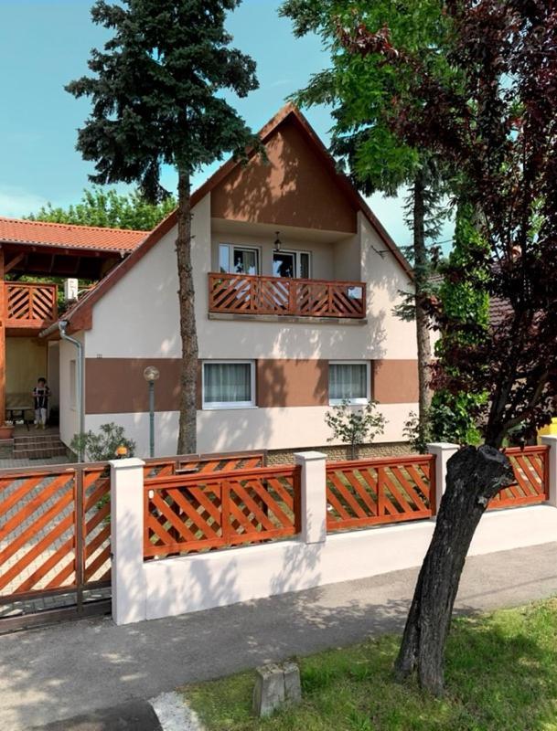 Apartmán Hanna Apartman Balatonlelle Exteriér fotografie