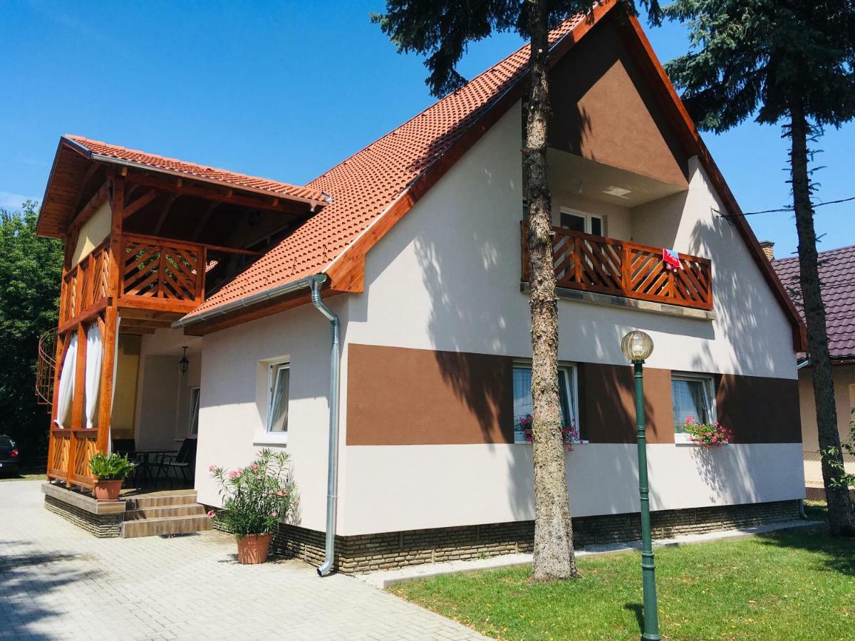 Apartmán Hanna Apartman Balatonlelle Exteriér fotografie